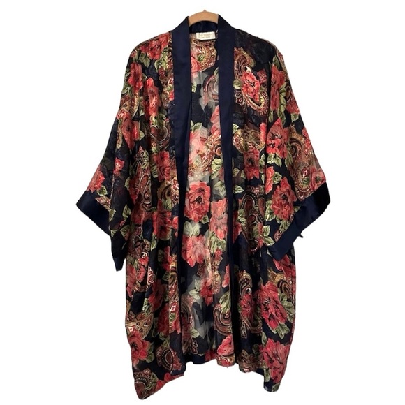 Victoria's Secret Other - Victorias Secret Vintage Floral Paisley Kimono Robe